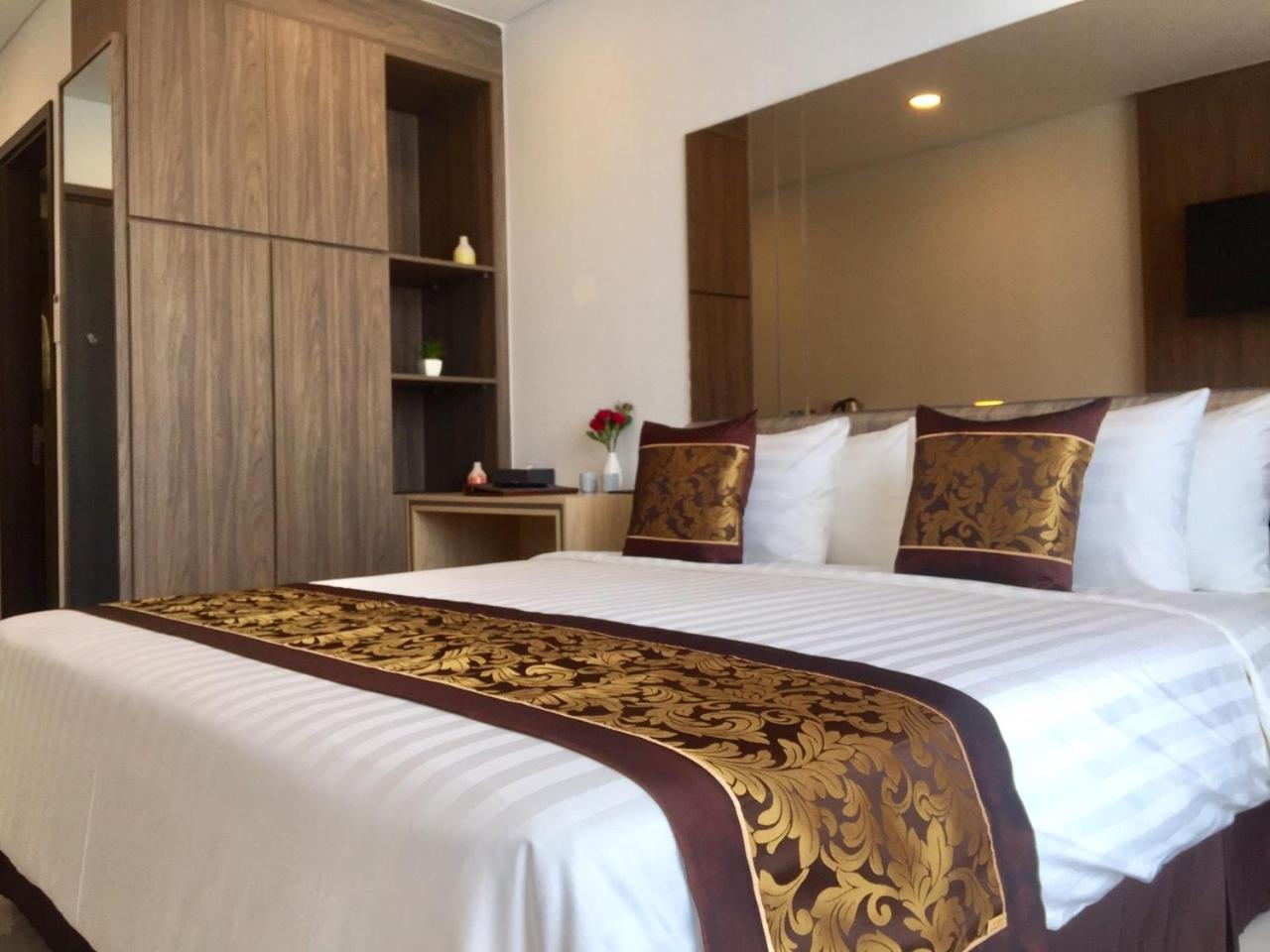 Aurora Western Village Ciudad Ho Chi Minh  Exterior foto